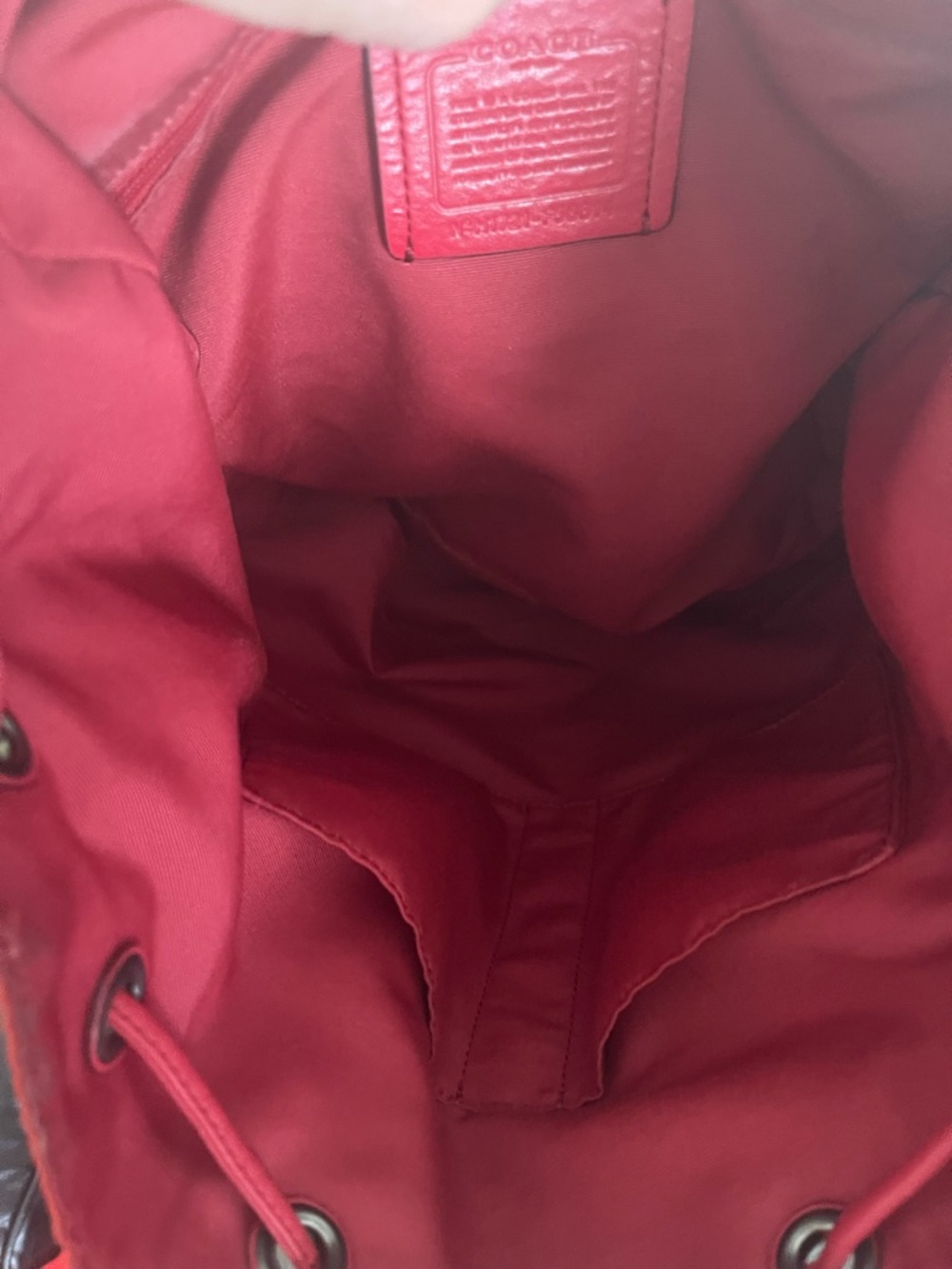Large Red New York COACH Backpack - Picture 5 of 12